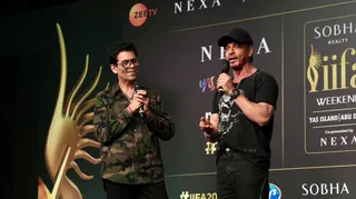 'Film Bhi Bana....': Shah Rukh Khan ROASTS Karan Johar For Hosting Koffee With Karan | Video